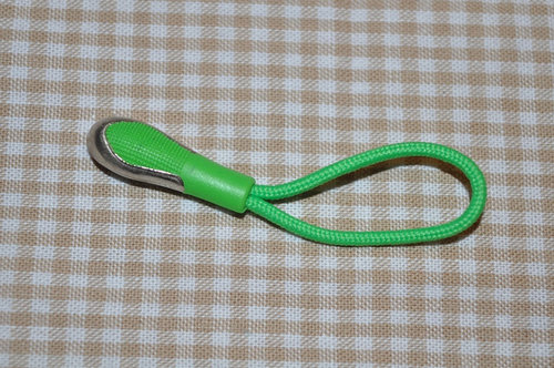 RV Zipperschlaufe mit metallrand grün