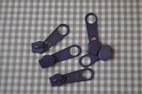 Schieber/Zipper 5 mm Reißverschluss aubergine