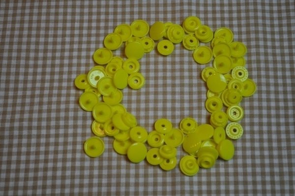 20 Baby Snaps Herz B7 Citrus yellow