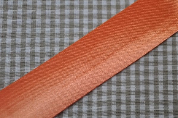 Satin Schrägband gefalzt 30 mm apricot
