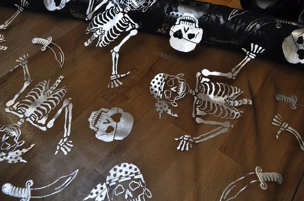 Organza Halloween Skelett silber